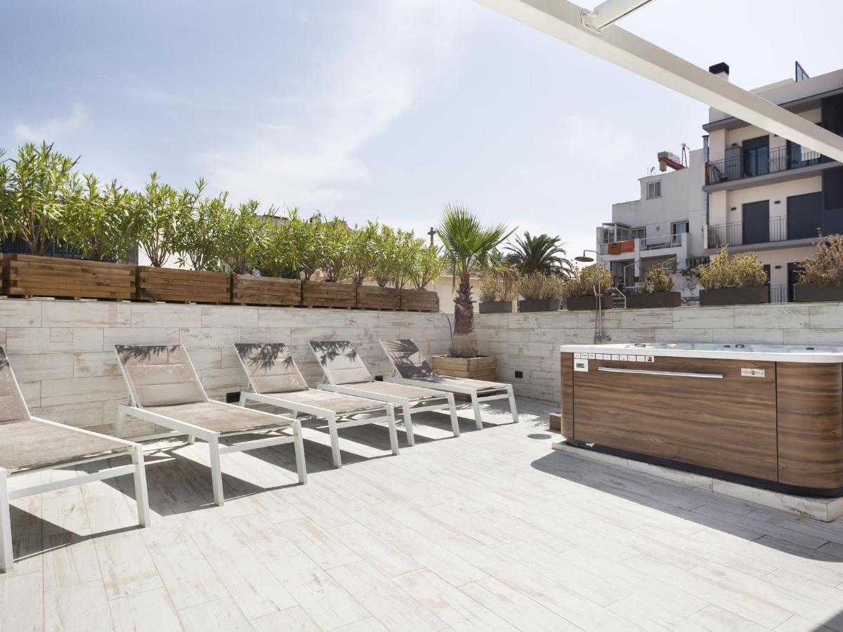 Sitges Spaces Mediterranean Apartments 5 Bedrooms, 4 Bathrooms, 75M2 Terrace, Centre Sitges- Sleeps 11 Εξωτερικό φωτογραφία