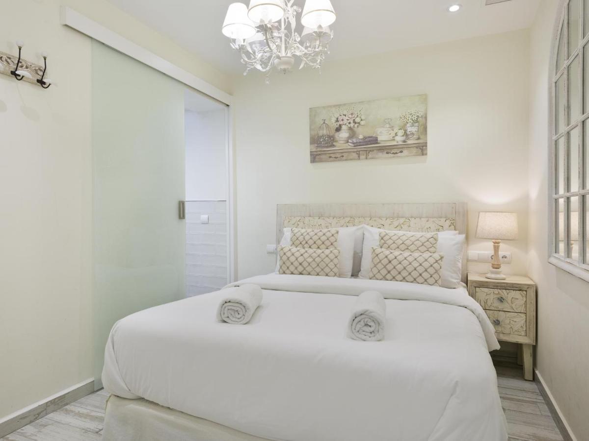 Sitges Spaces Mediterranean Apartments 5 Bedrooms, 4 Bathrooms, 75M2 Terrace, Centre Sitges- Sleeps 11 Εξωτερικό φωτογραφία